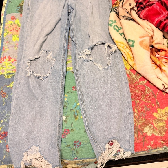 ripped ariat jeans - Picture 1 of 3